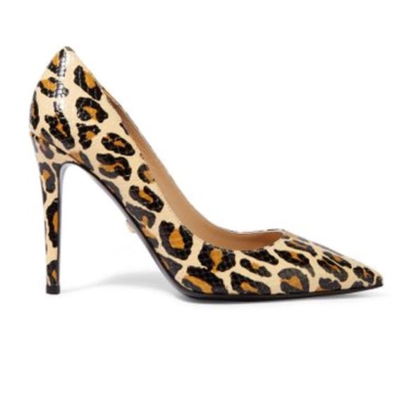 Diane Von Furstenberg Shoes - DVF Leopard Print Pumps 🎀